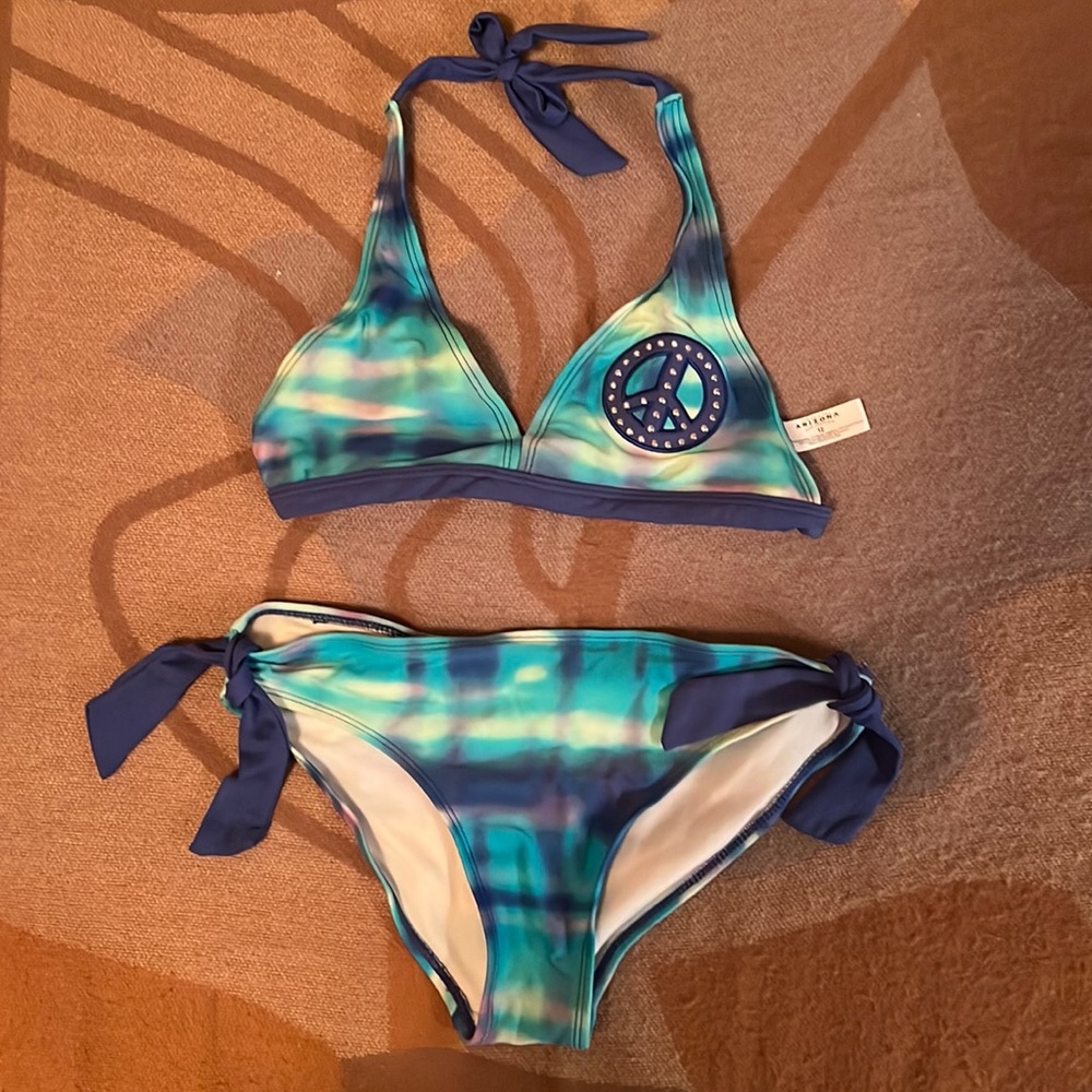 Arizona Girl’s bikini, 12